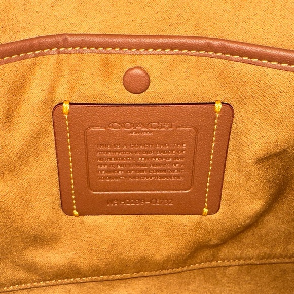 Coach Brooke Carryall 28 Satchel Bag in Brass/Sport Red Pebble Leather NWT CE732 - Picture 14 of 16